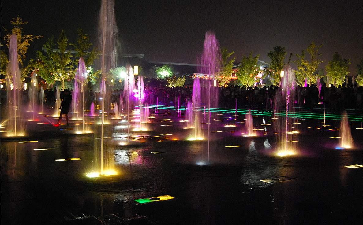 چشمه آب خشک
